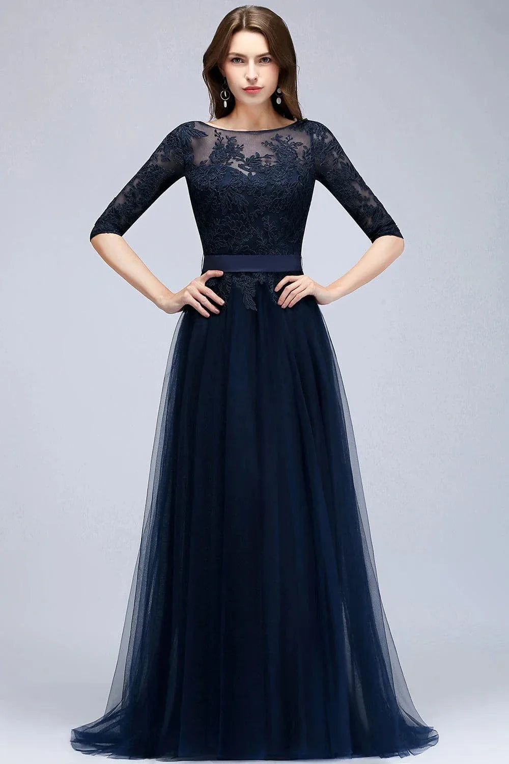 Robe de demoiselle d'honneur élégante en dentelle
