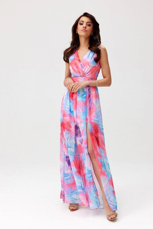 Robe estivale longue et fleurie sans manches